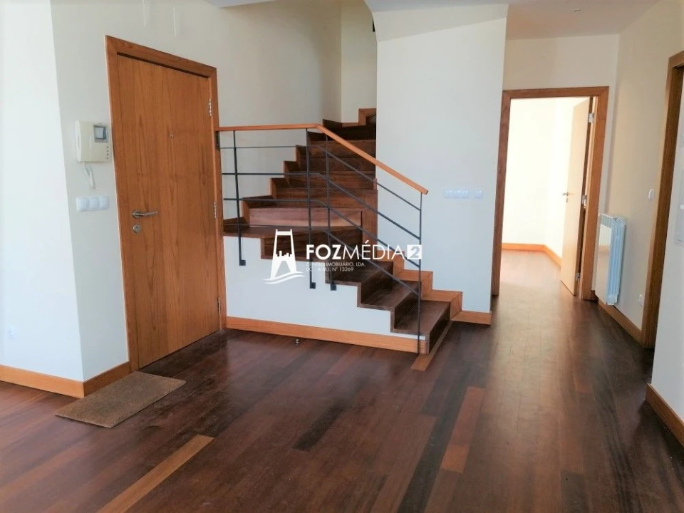 Apartamento T3 para Venda em Buarcos Foto 36