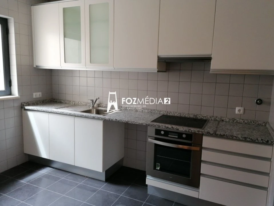 Apartamento T3 para Venda em Buarcos Foto 7