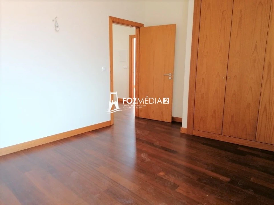 Apartamento T3 para Venda em Buarcos Foto 33