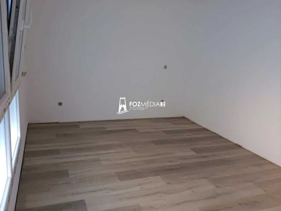 Apartamento T1 para Venda em São Pedro Foto 26