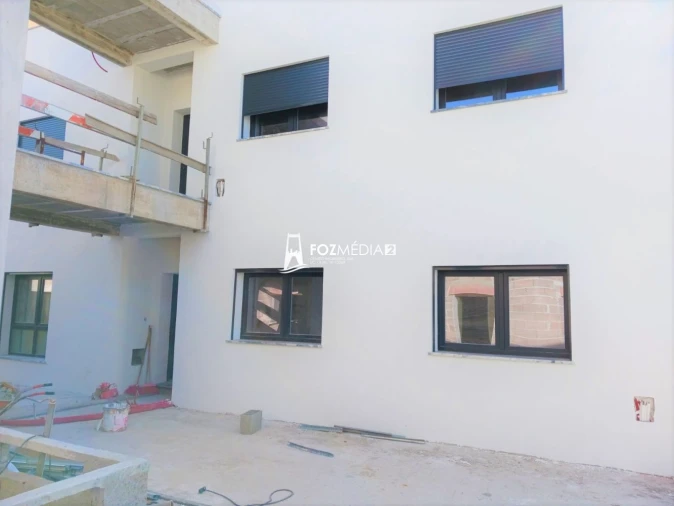 Apartamento T1 para Venda em São Pedro Foto 1