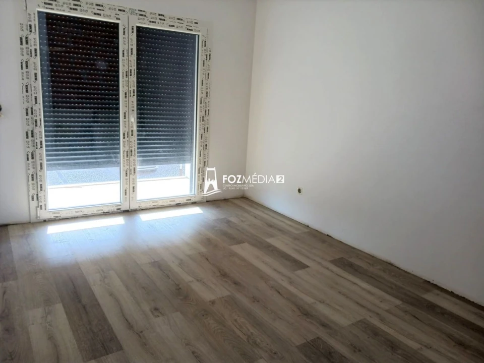 Apartamento T1 para Venda em São Pedro Foto 5