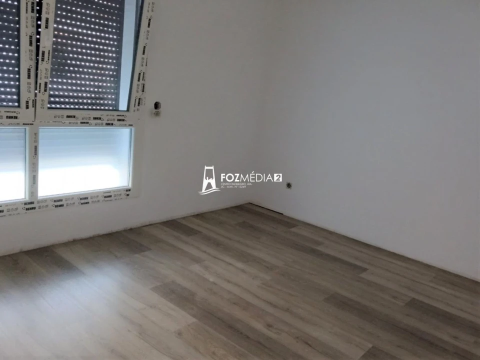 Apartamento T2 para Venda em São Pedro Foto 8