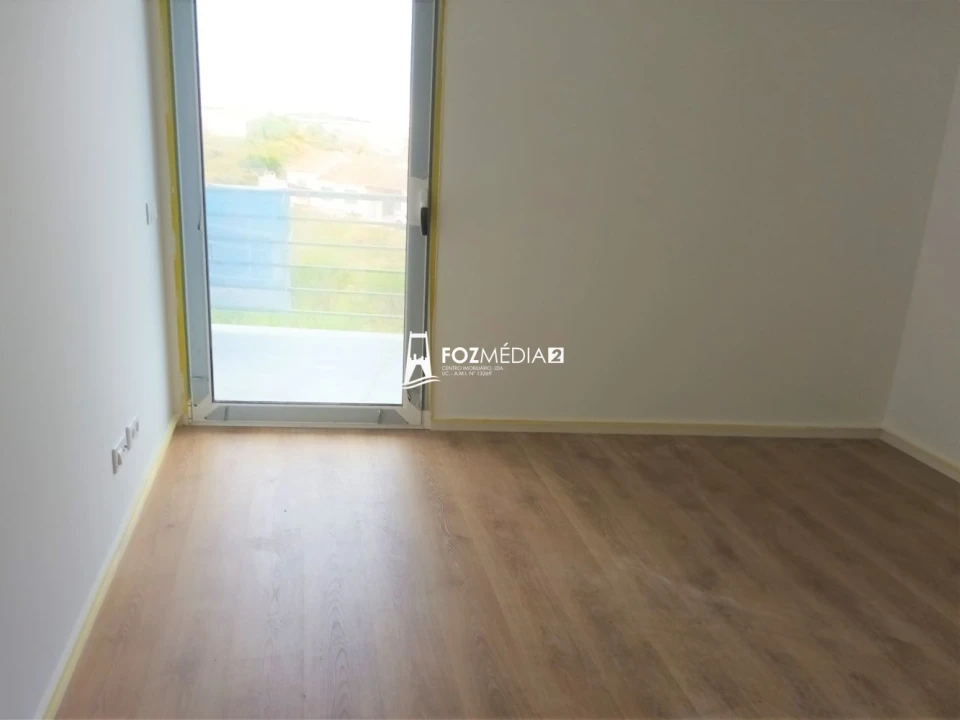 Apartamento T1 para Venda em São Pedro Foto 5