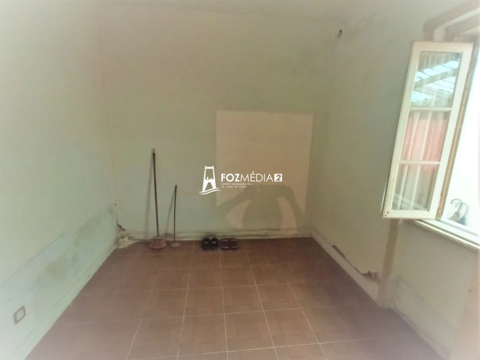 Moradia T2 para Venda em Alhadas Foto 13