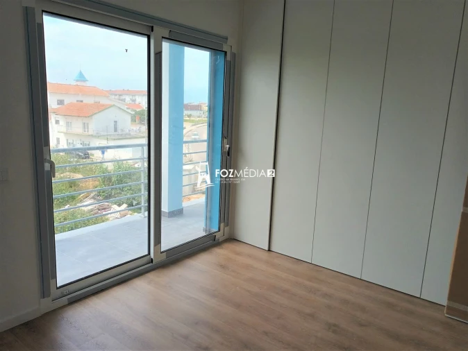 Apartamento T2 para Venda em São Pedro Foto 3