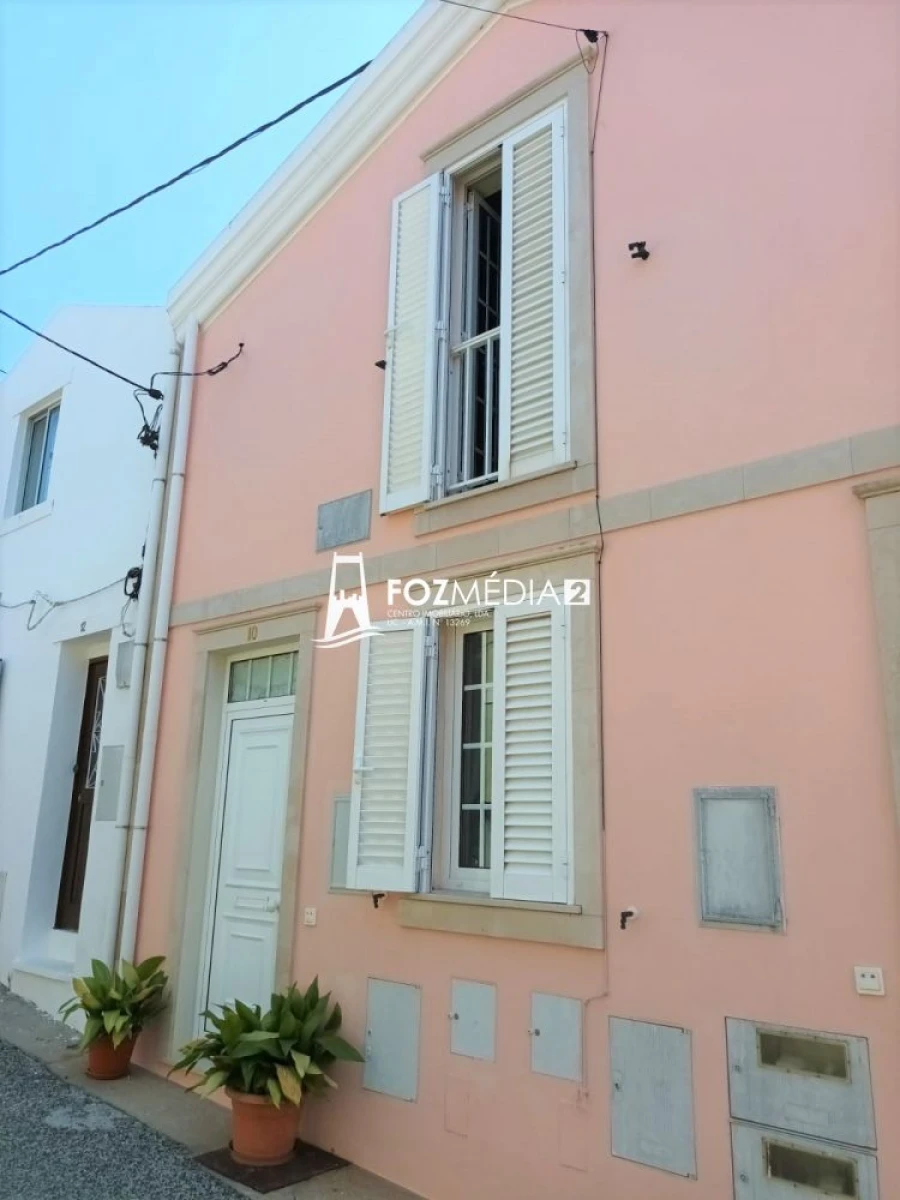 Moradia T1 para Venda em Buarcos