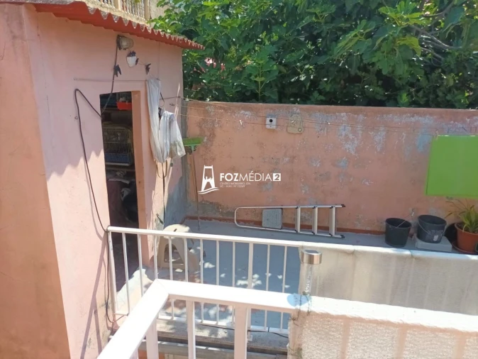 Moradia T1 para Venda em Buarcos Foto 6