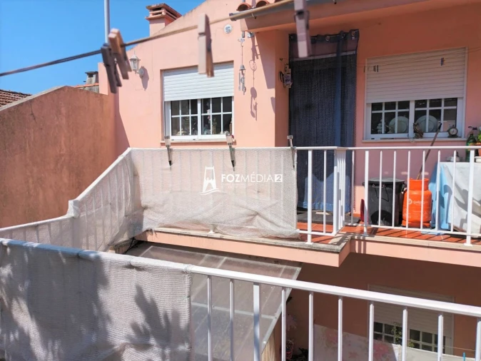 Moradia T1 para Venda em Buarcos Foto 16