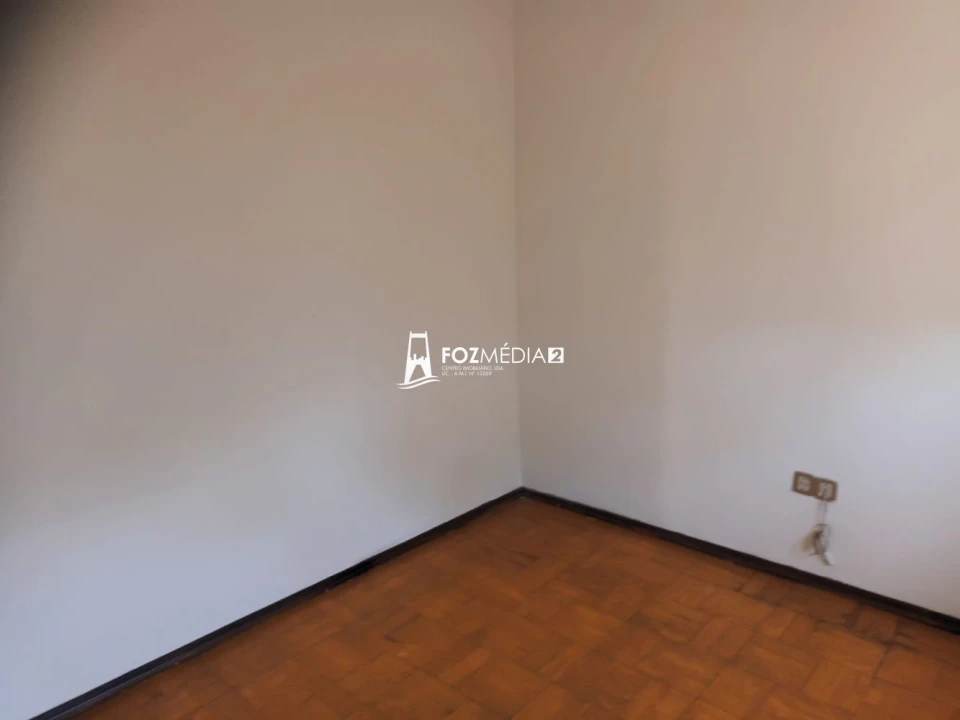 Moradia T4 para Venda em Granja do Ulmeiro Foto 19