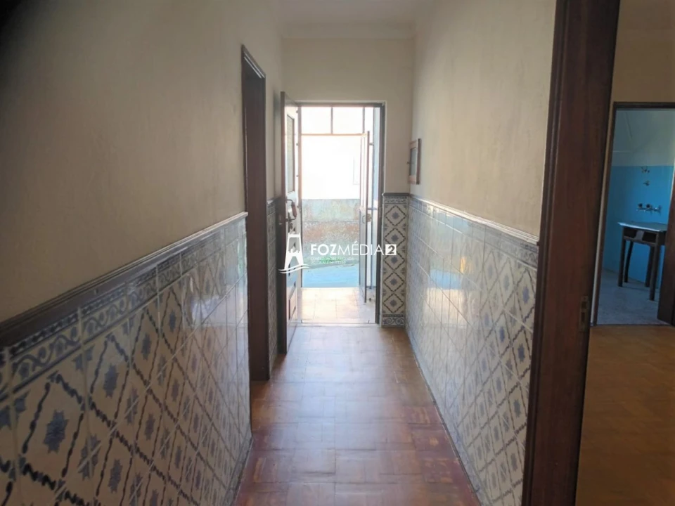 Moradia T4 para Venda em Granja do Ulmeiro Foto 22