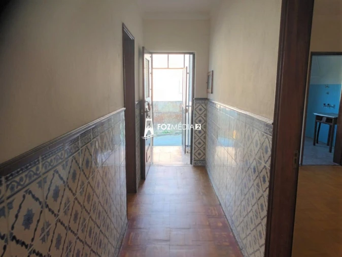 Moradia T4 para Venda em Granja do Ulmeiro Foto 22