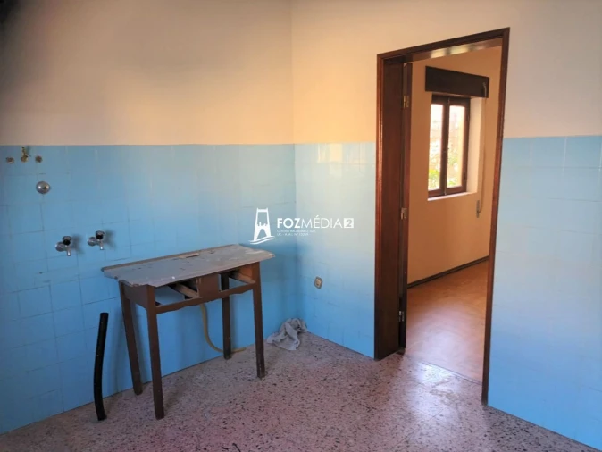 Moradia T4 para Venda em Granja do Ulmeiro Foto 10