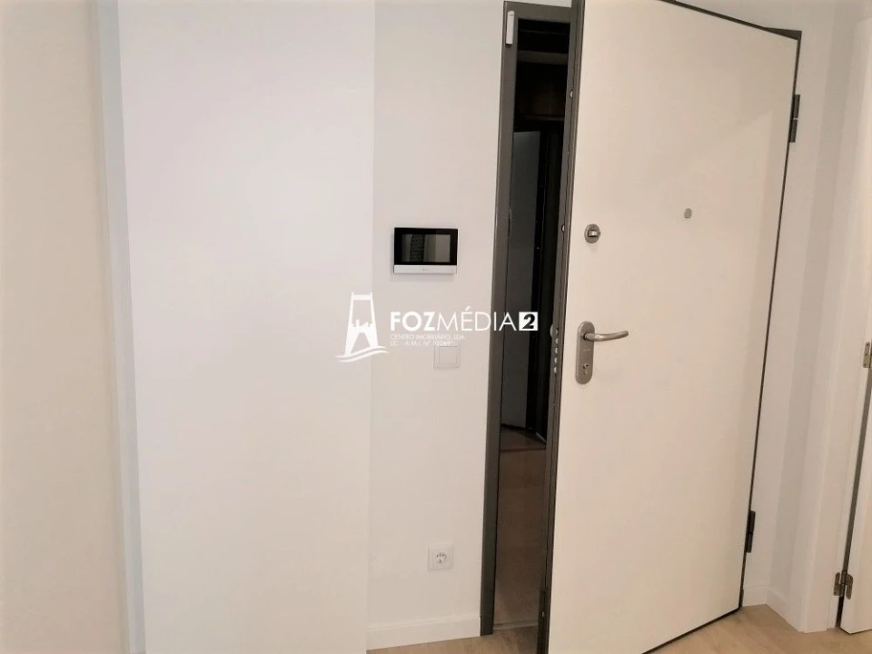 Apartamento T4 para Venda em Buarcos Foto 9