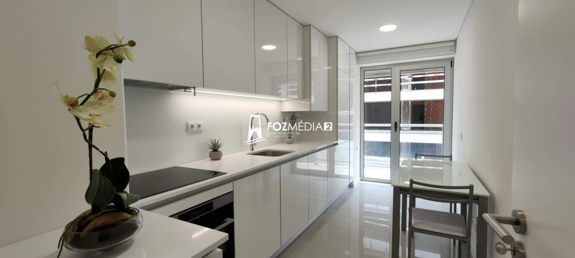 Apartamento T4 para Venda em Buarcos Foto 4