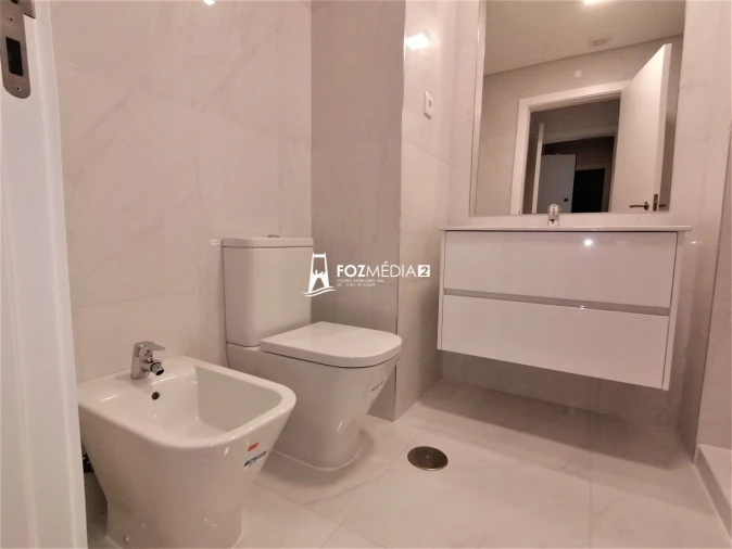 Apartamento T4 para Venda em Buarcos Foto 2