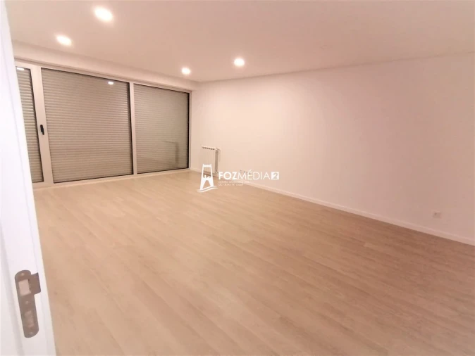 Apartamento T4 para Venda em Buarcos Foto 19