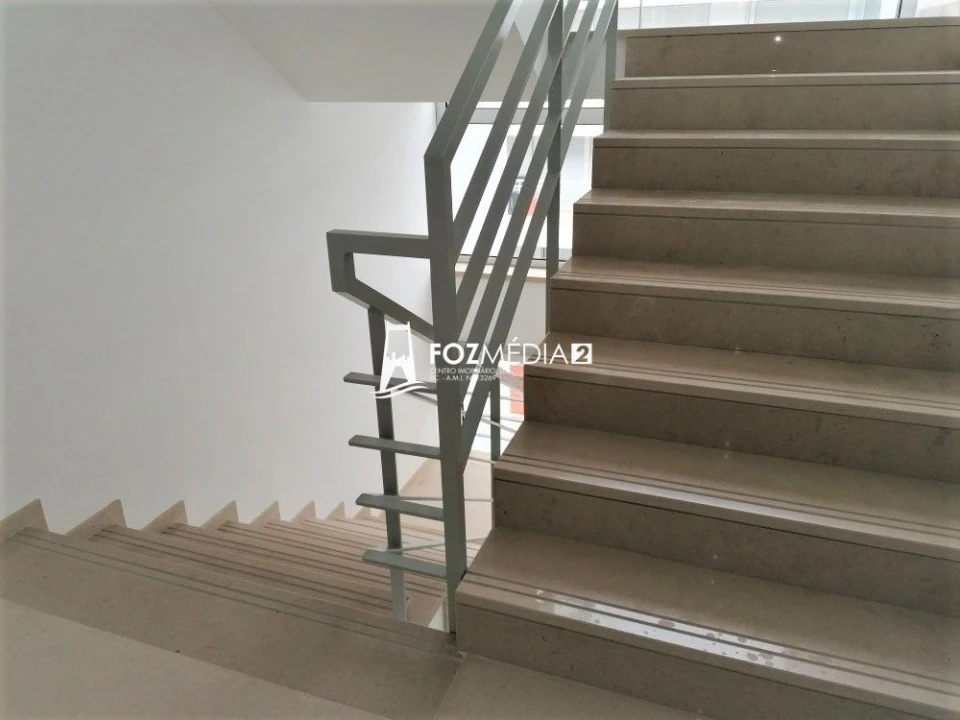 Apartamento T4 para Venda em Buarcos Foto 30