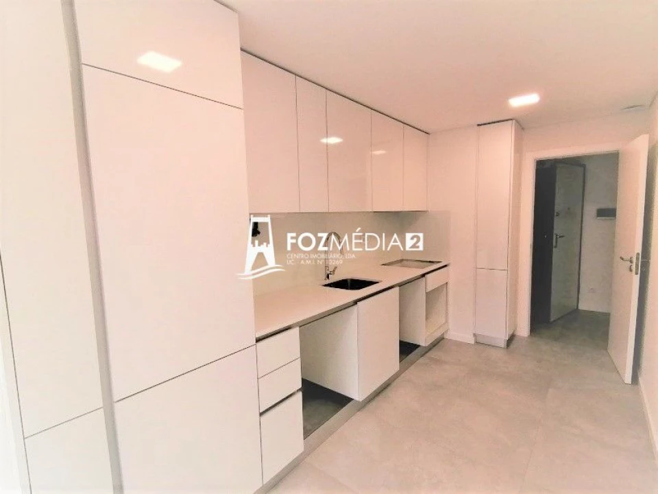 Apartamento T4 para Venda em Buarcos Foto 6