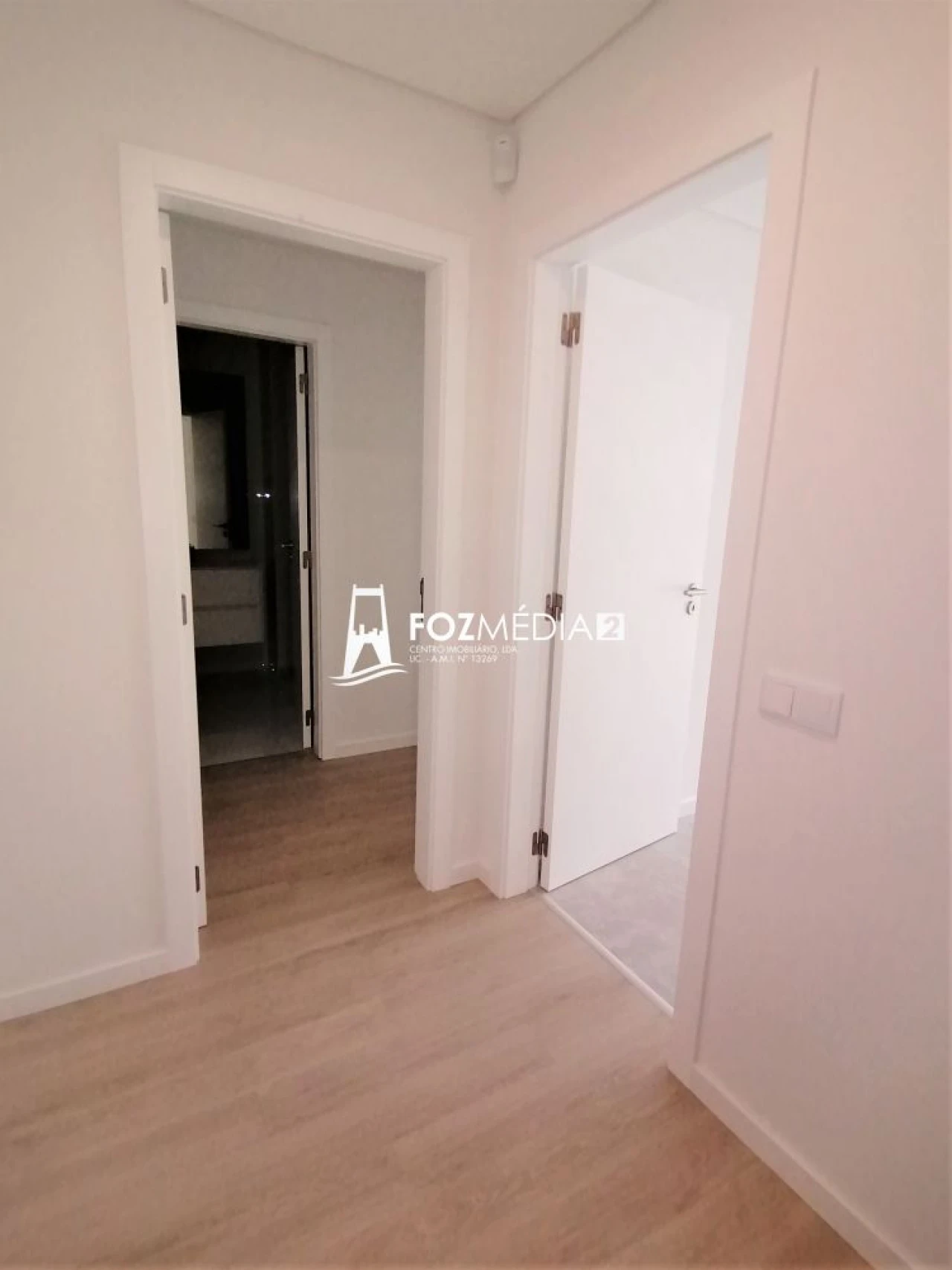 Apartamento T4 para Venda em Buarcos Foto 10