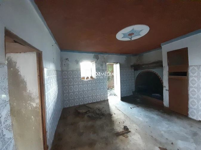 Moradia T2 para Venda em Soure Foto 14