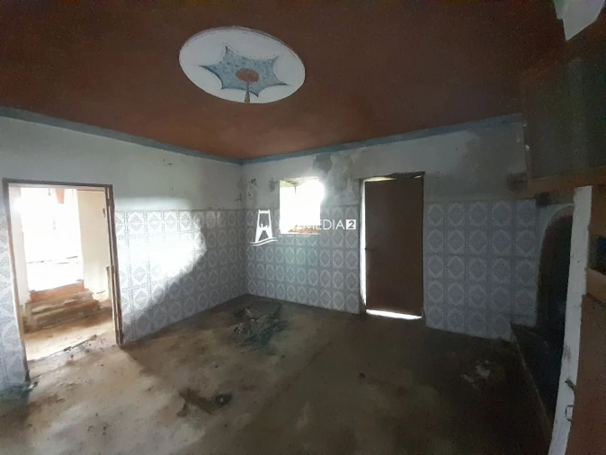 Moradia T2 para Venda em Soure Foto 13