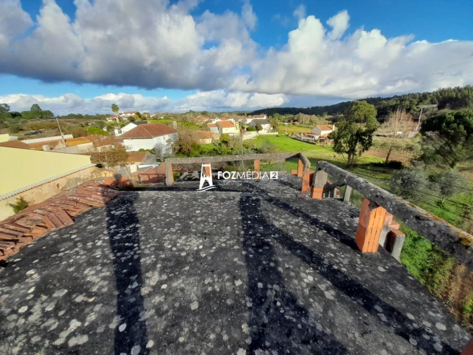 Moradia T2 para Venda em Soure Foto 31