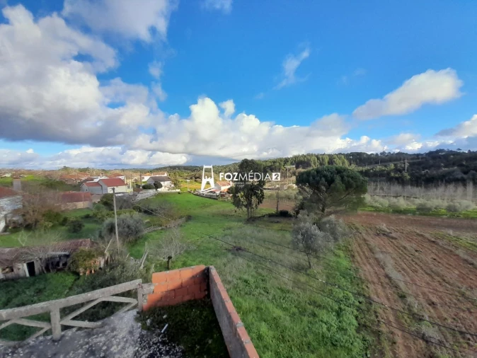 Moradia T2 para Venda em Soure Foto 4