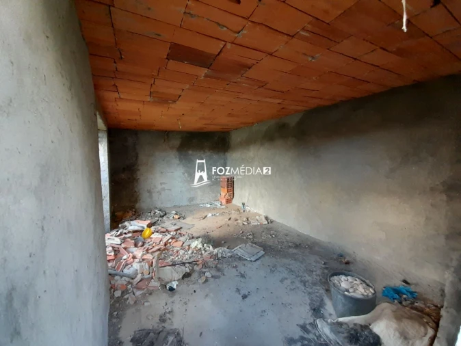 Moradia T2 para Venda em Soure Foto 12