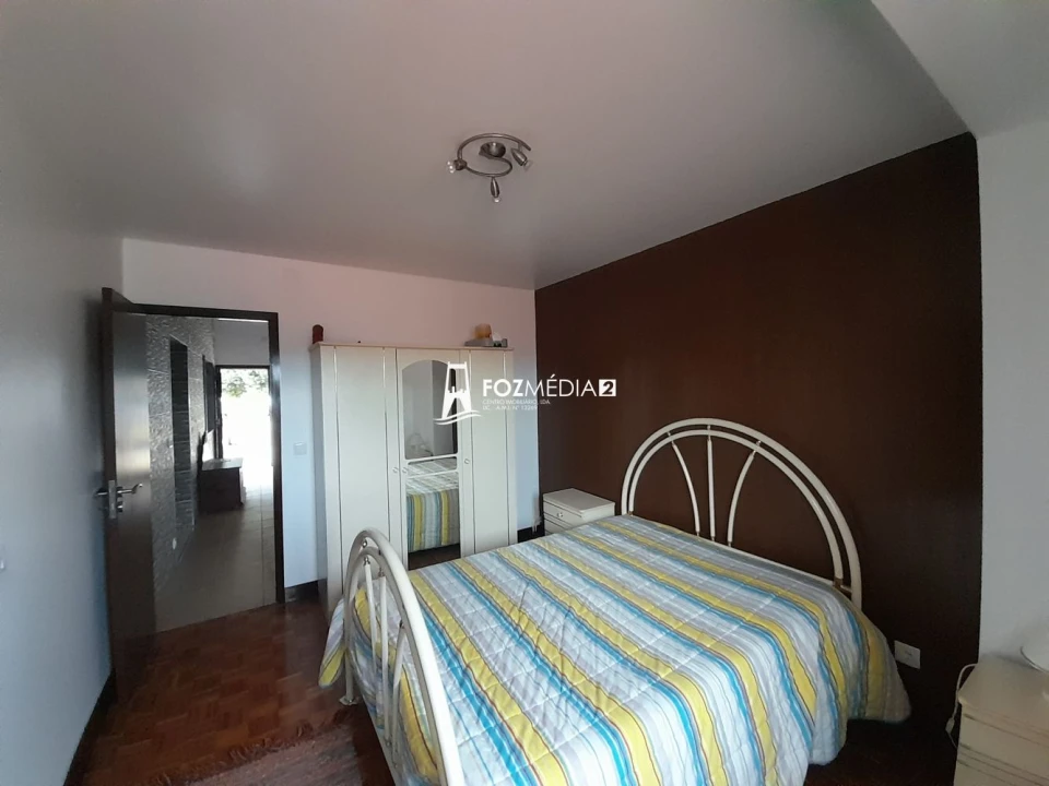 Moradia T4 para Venda em Buarcos Foto 11