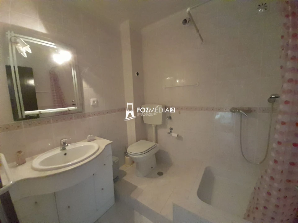 Moradia T4 para Venda em Buarcos Foto 12