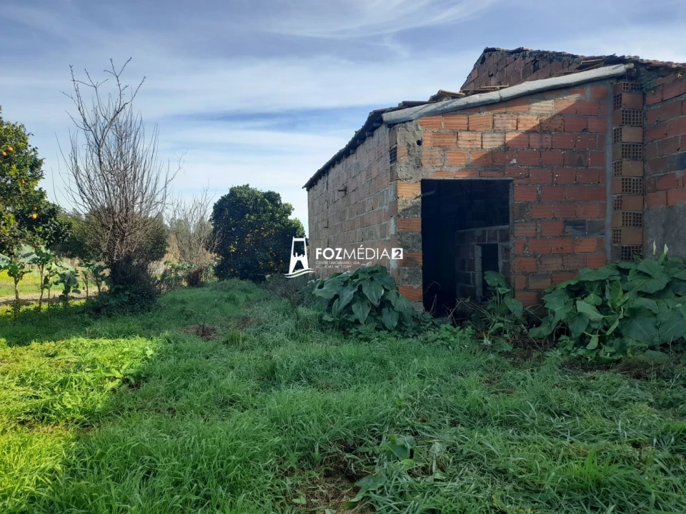 Moradia T2 para Venda em Paião Foto 2