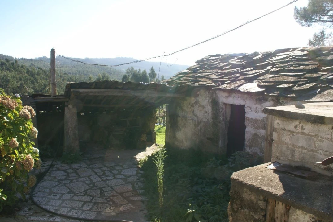 Moradia T2 para Venda em Penafiel Foto 5