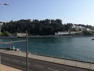 Apartamento T5 para Venda em Lordelo do Ouro e Massarelos