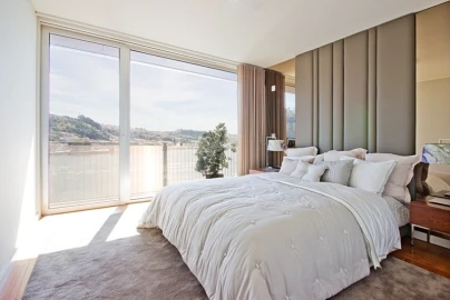 Apartamento T5 para Venda em Lordelo do Ouro e Massarelos
