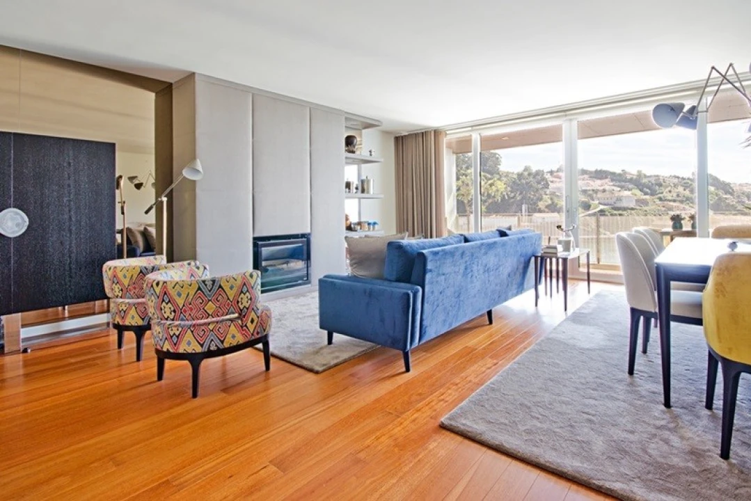 Apartamento T5 para Venda em Lordelo do Ouro e Massarelos Foto 3