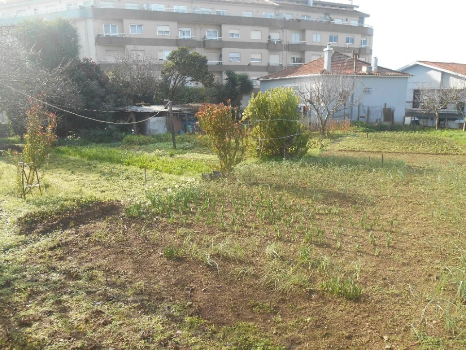 Terreno para Venda em Mafamude e Vilar do Paraíso Foto 6