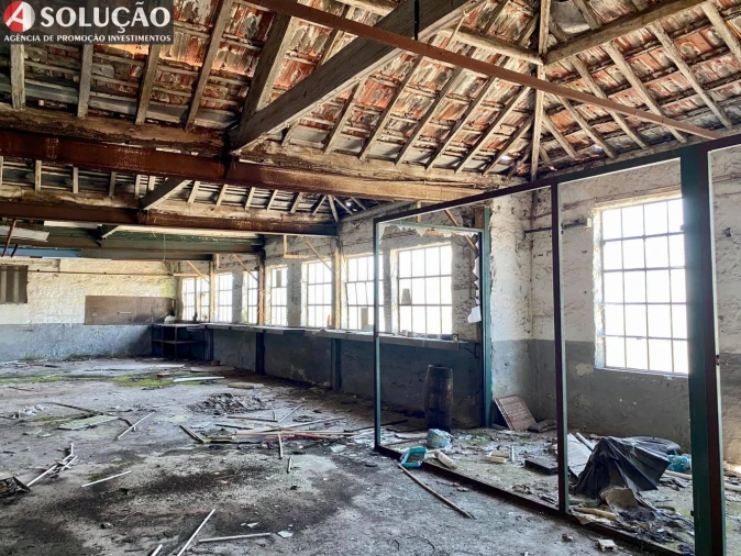 Loja para Venda em São Tomé de Negrelos Foto 4