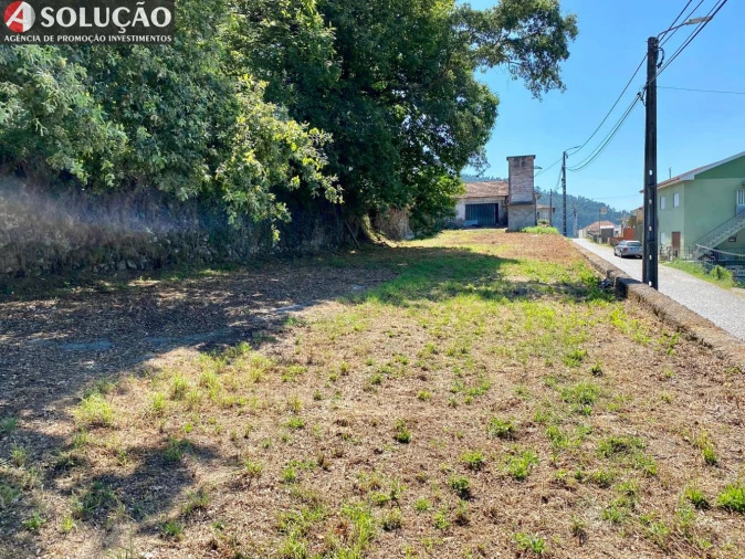 Loja para Venda em São Tomé de Negrelos Foto 3