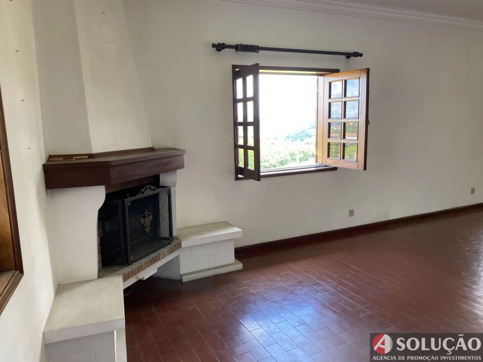 Moradia T3 para Venda em Roriz Foto 10