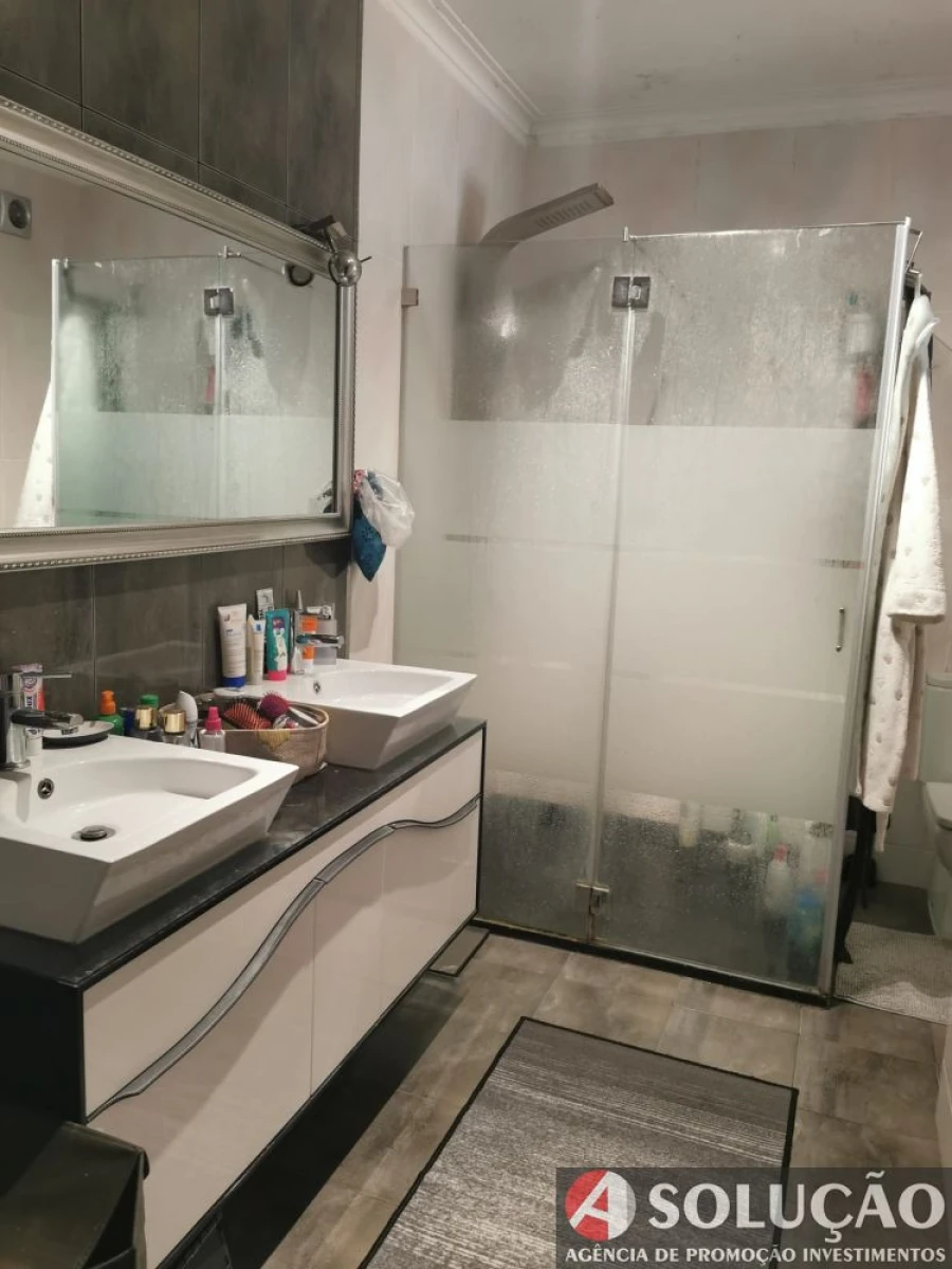 Apartamento T3 para Venda em Rio Tinto Foto 10