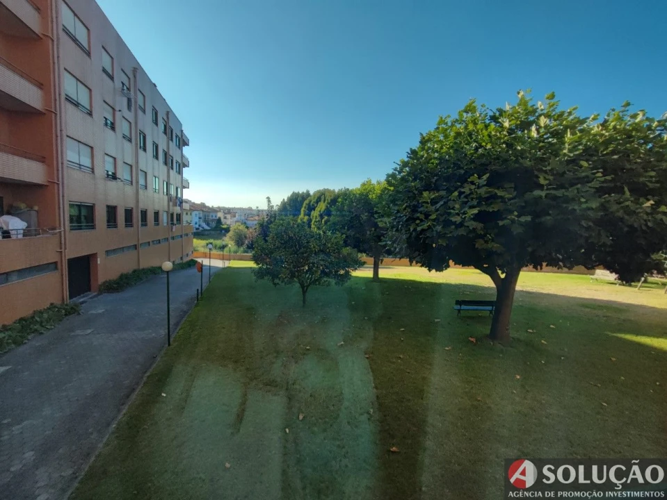 Apartamento T1 para Venda em Vilar de Andorinho Foto 1