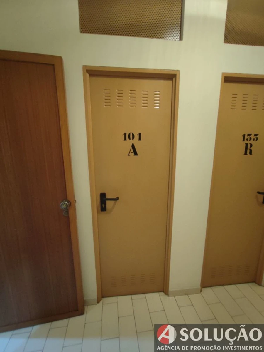 Apartamento T1 para Venda em Vilar de Andorinho Foto 22