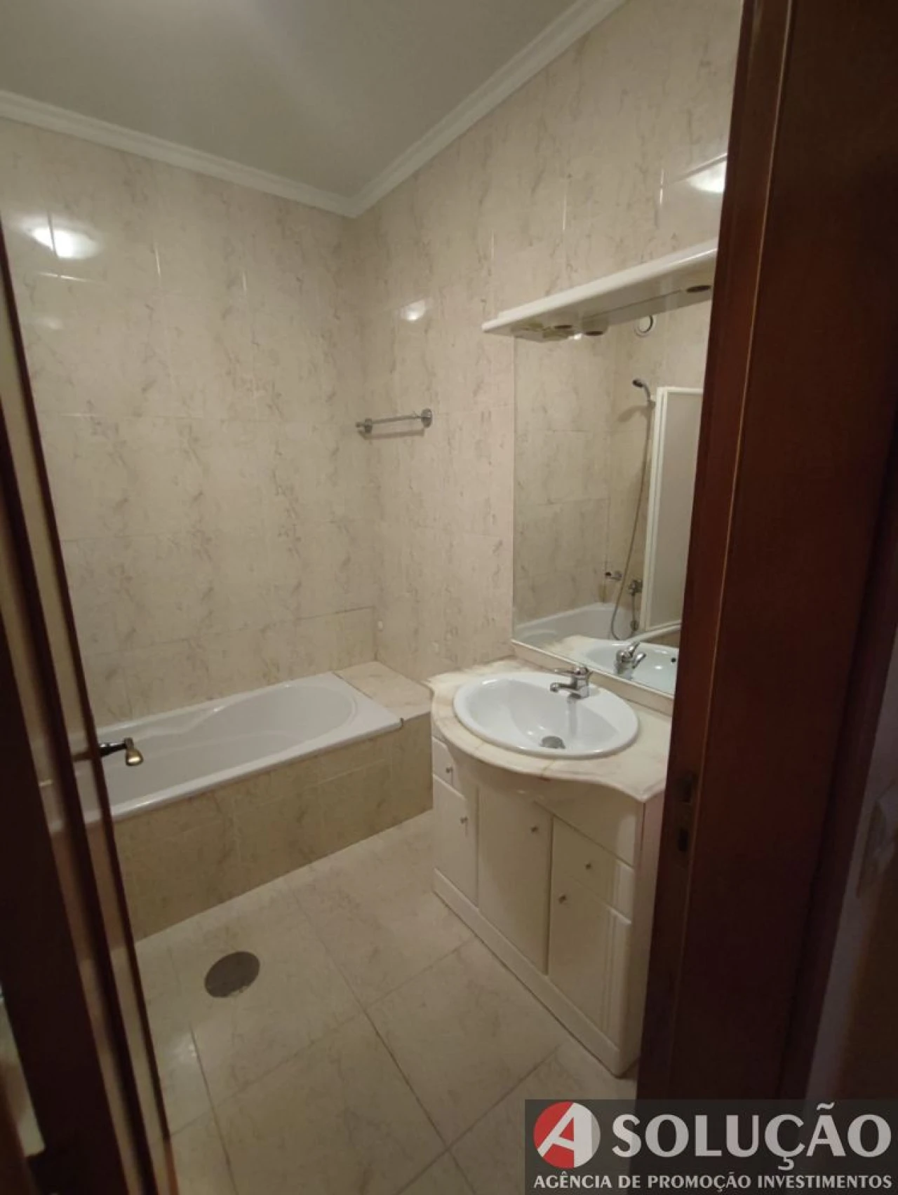 Apartamento T1 para Venda em Vilar de Andorinho Foto 21