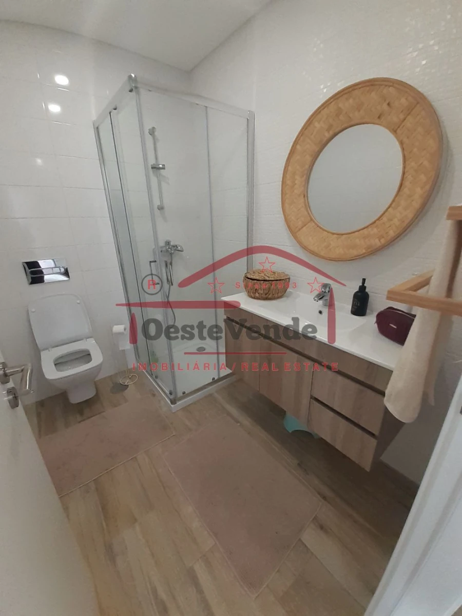 Moradia T3 para Venda em Peral Foto 20