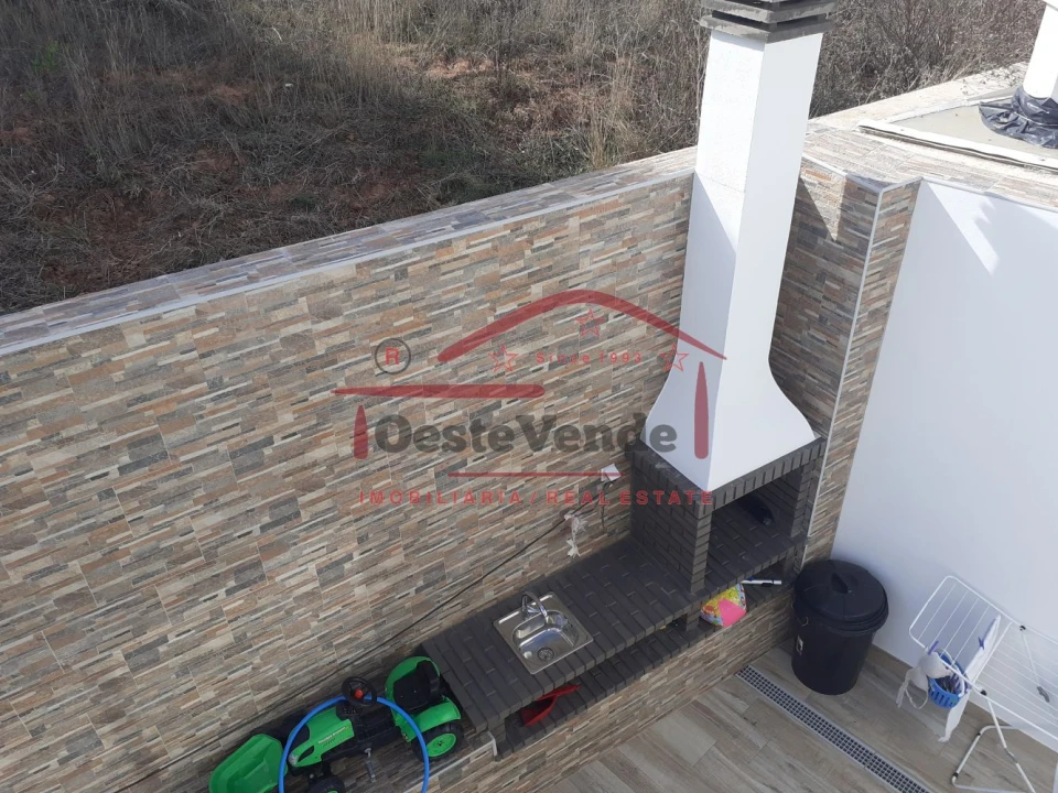 Moradia T3 para Venda em Peral Foto 26