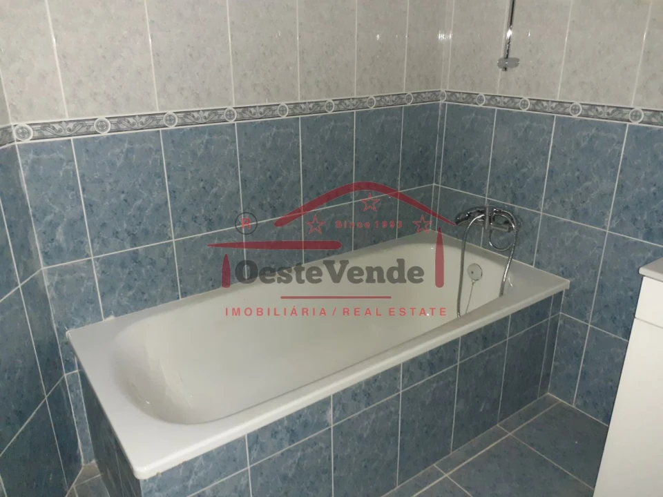 Apartamento T2 para Venda em Cadaval e Pêro Moniz Foto 16