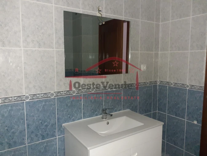 Apartamento T2 para Venda em Cadaval e Pêro Moniz Foto 13