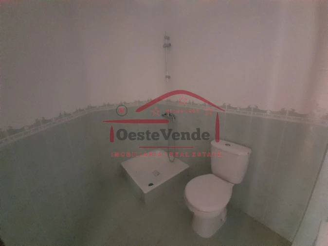 Apartamento T2 para Venda em Cadaval e Pêro Moniz Foto 18