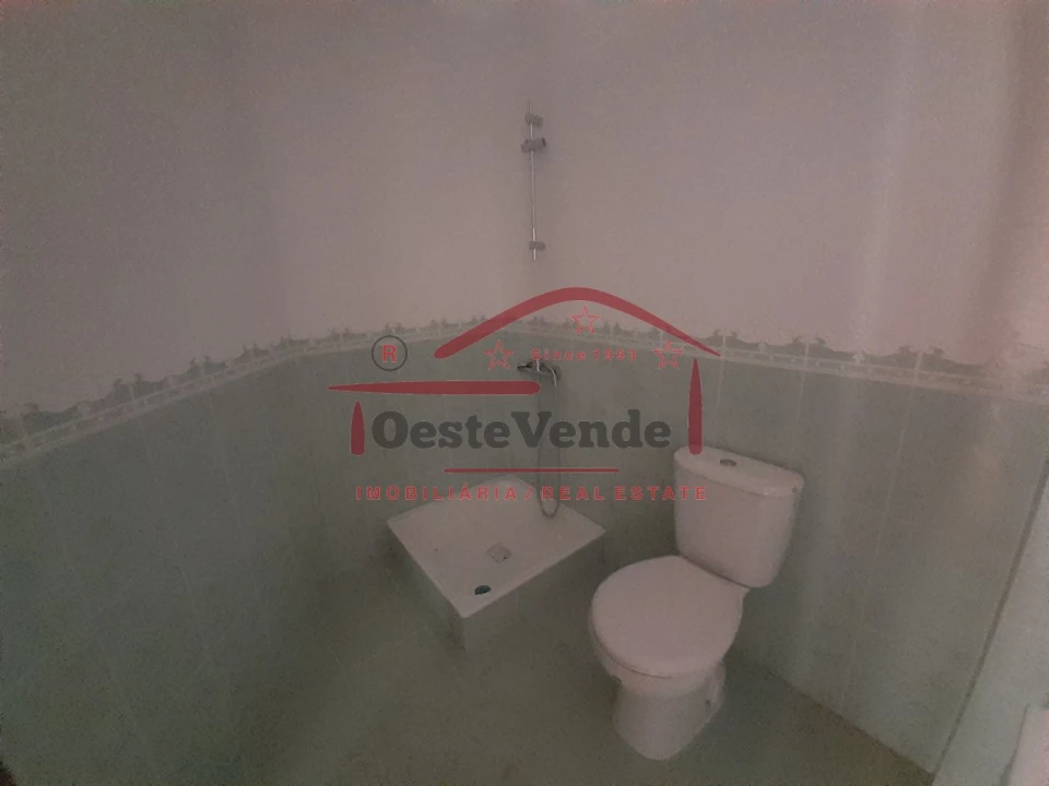 Apartamento T2 para Venda em Cadaval e Pêro Moniz Foto 18